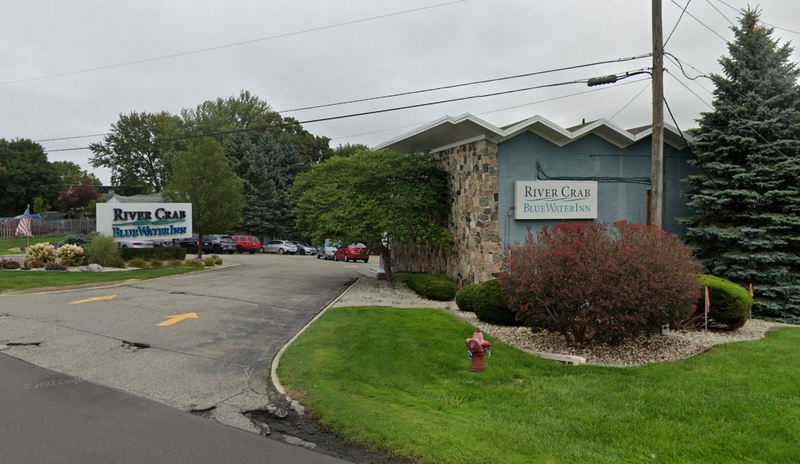 River Crab Blue Water Inn (Stew Cunninghams Fishermans Wharf) - From Website (newer photo)